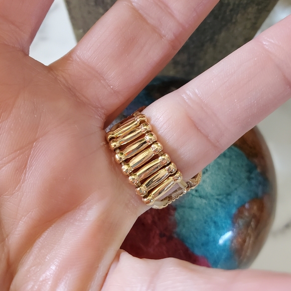 Gold Tone Stretch Ring with Moon Stones 💥3 for $24💥 - Picture 12 of 13